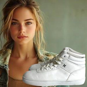 Hurley Women’s Athletic Shoes – Size 7.5